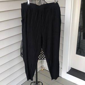 Black Beach Lightweight Pant